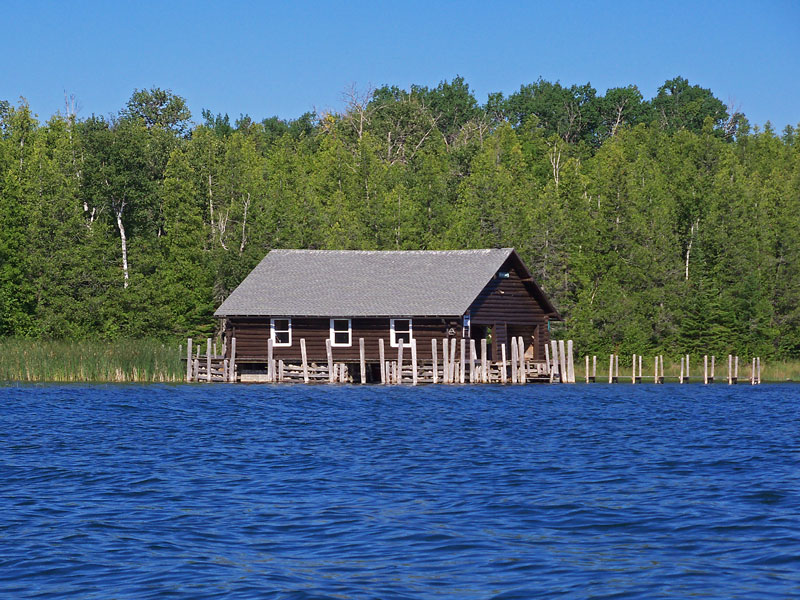 boathouse les cheneaux island michigan